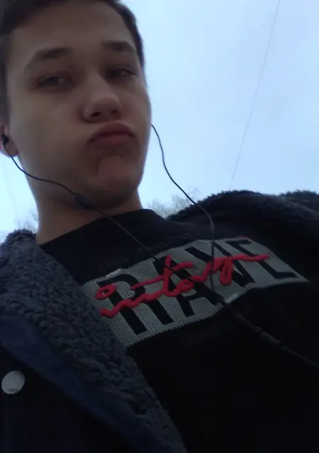 Я Сергей, 20, знакомлюсь без обязательств в Тамбове