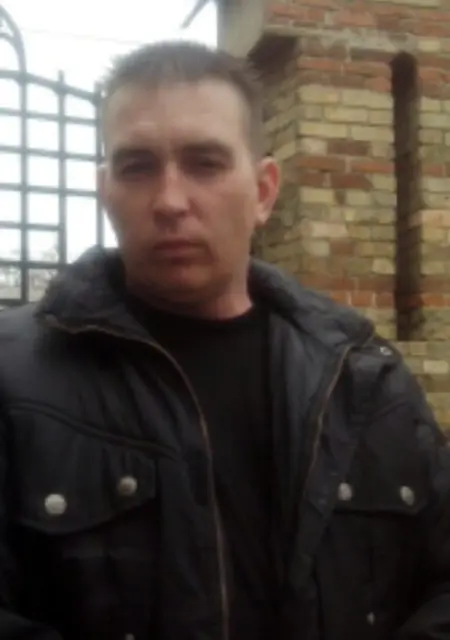 Я Денис, 48, знакомлюсь на одну ночь в Череповце