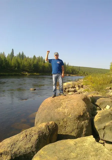 Дима из Нерюнгри, ищу на сайте знакомства на одну ночь