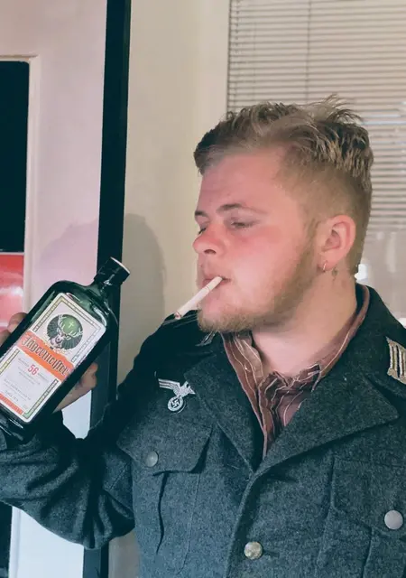 Я Ойген, 26, знакомлюсь на одну ночь в Елизове