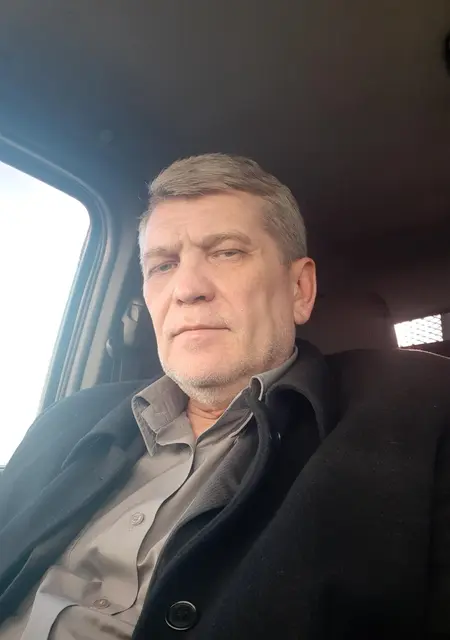 Я Вадим, 57, знакомлюсь для приятного времяпровождения в Сургуте