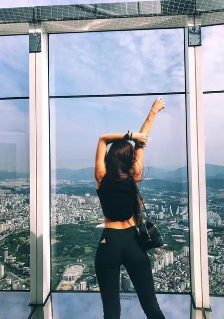 Полина из Тюмени, ищу на сайте приятное времяпровождение