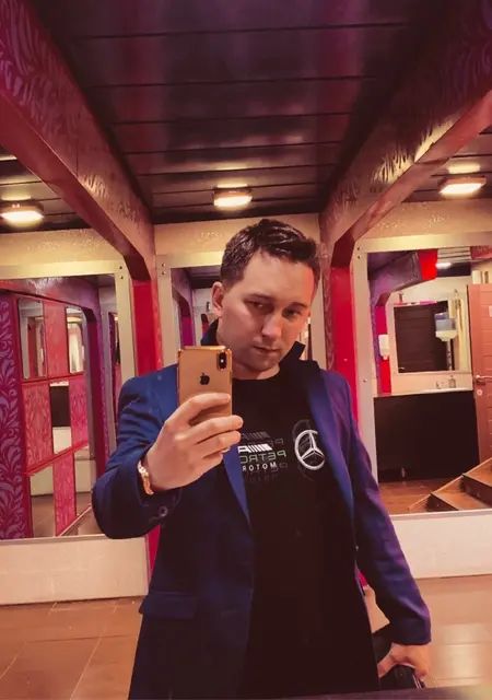 Я Влад, 30, знакомлюсь без обязательств в Энгельсе