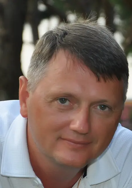 Я Вячеслав, 55, из Санкт-Петербурга, ищу знакомства без обязательств