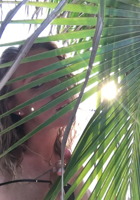 Я Оля, 37, из Саратова, ищу знакомства без обязательств