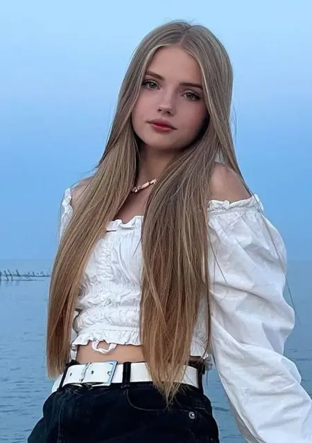 Анастасия из Санкт-Петербурга, мне 21, познакомлюсь для совместных путешествий