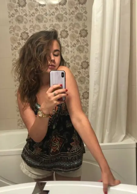 Полина из Владимира, ищу на сайте знакомства на одну ночь