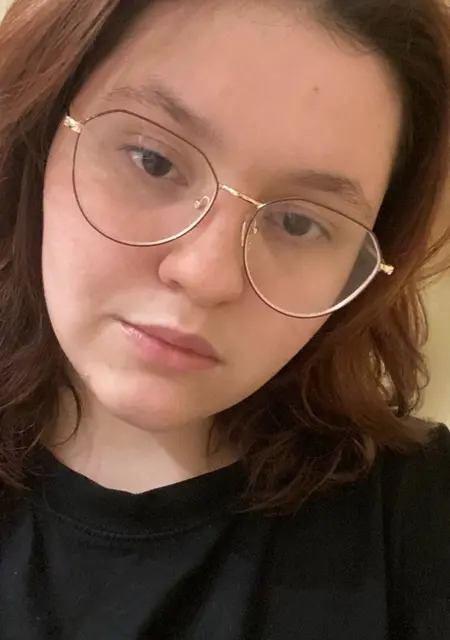 Сафия из Мытищ, мне 18, познакомлюсь для общения