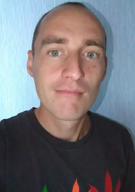 Виктор из Архангельска, мне 40, познакомлюсь на одну ночь