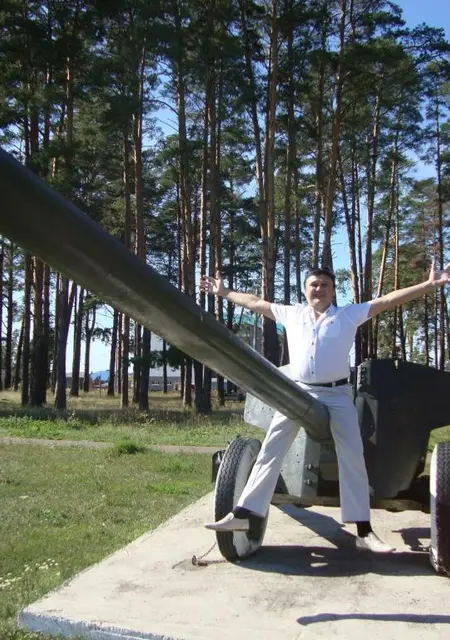 Alex из Уфы, ищу на сайте знакомства без обязательств