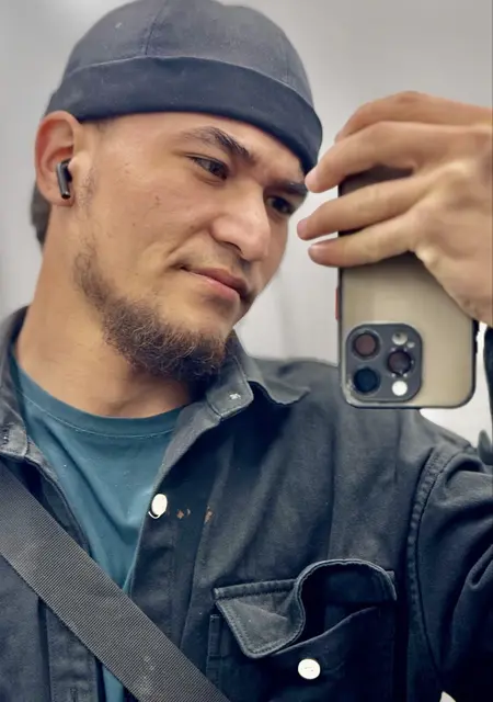 Ibrohimjon из Челябинска, мне 20, познакомлюсь на одну ночь