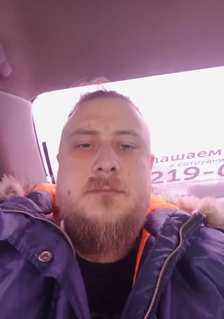 Андрей из Омска, мне 32, познакомлюсь для приятного времяпровождения