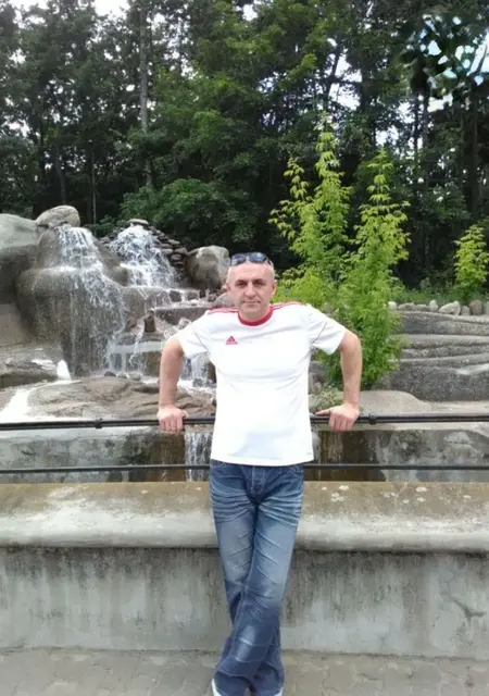 Андрей из Варшавы, ищу на сайте знакомства без обязательств