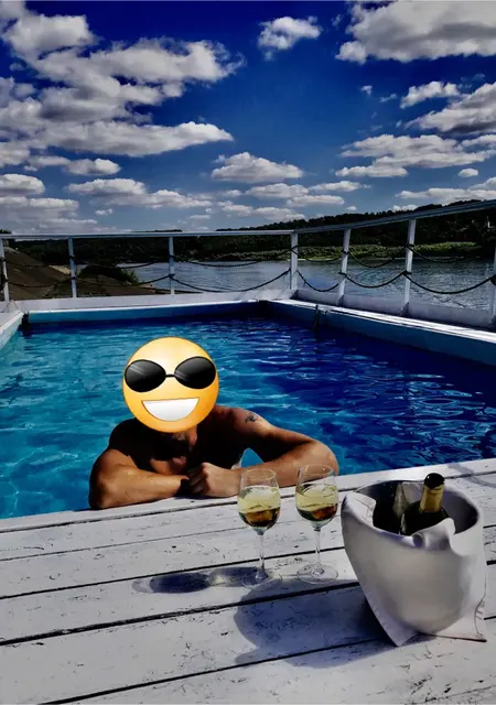 Александр из Владивостока, мне 38, познакомлюсь для приятного времяпровождения