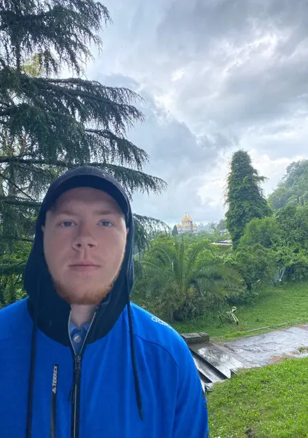 Илья из Новочеркасска, мне 21, познакомлюсь для общения