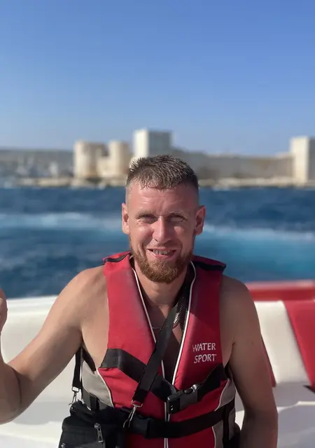 Radmir из Стерлитамака, ищу на сайте знакомства на одну ночь