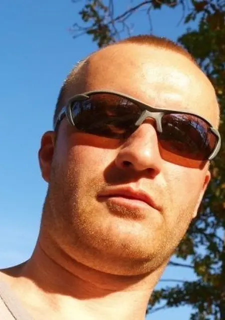 Василий из Омска, ищу на сайте знакомства на одну ночь