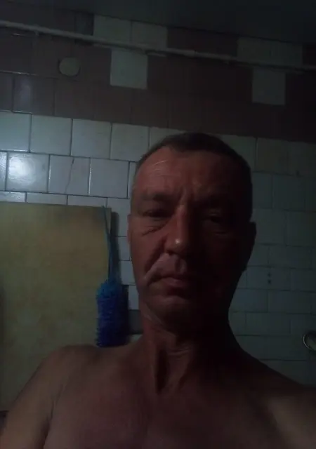 Я Андрей, 53, из Воронежа, ищу знакомства на одну ночь