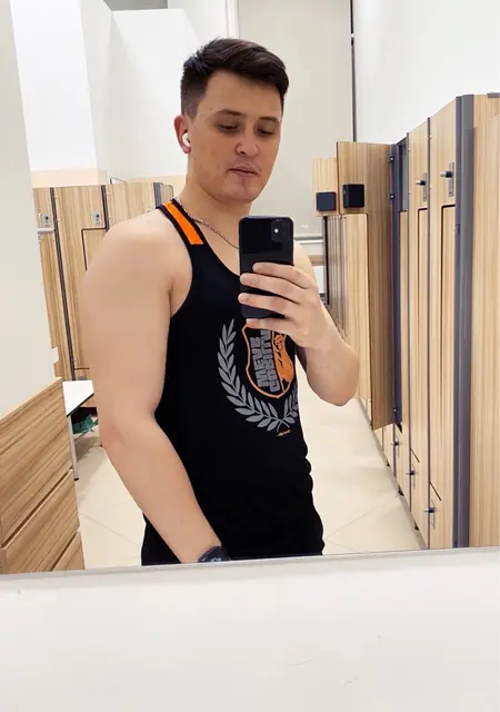 Я Gregorian, 32, знакомлюсь без обязательств в Гатчине