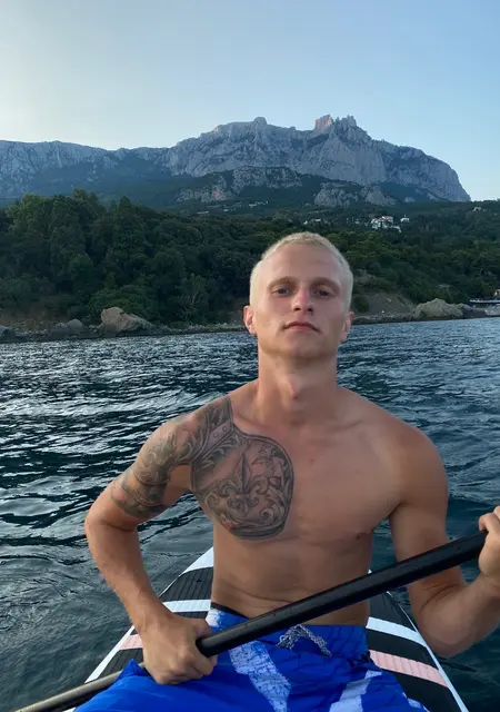 Я Михаил, 24, знакомлюсь без обязательств в Анапе