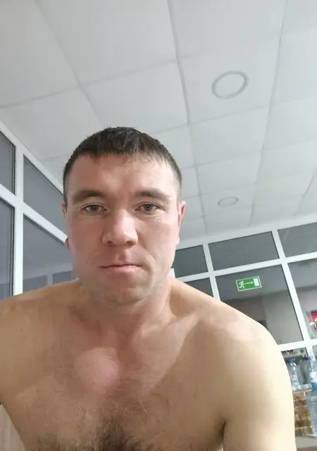 Artur из Янаула, мне 36, познакомлюсь без обязательств