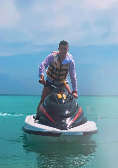 Владимир из Омска, мне 30, познакомлюсь на одну ночь