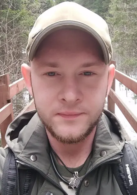 Артём из Десногорска, ищу на сайте приятное времяпровождение