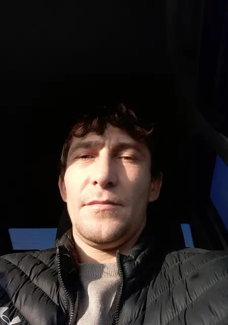 Руслан из Хасавюрта, ищу на сайте приятное времяпровождение