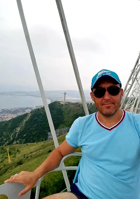 Я Александр, 42, знакомлюсь для общения в Севастополе