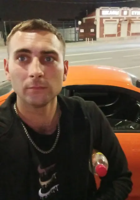 Евгений из Темрюка, мне 29, познакомлюсь без обязательств