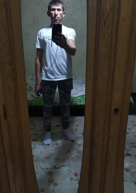 Я Анатолий, 40, из Севастополя, ищу знакомства без обязательств