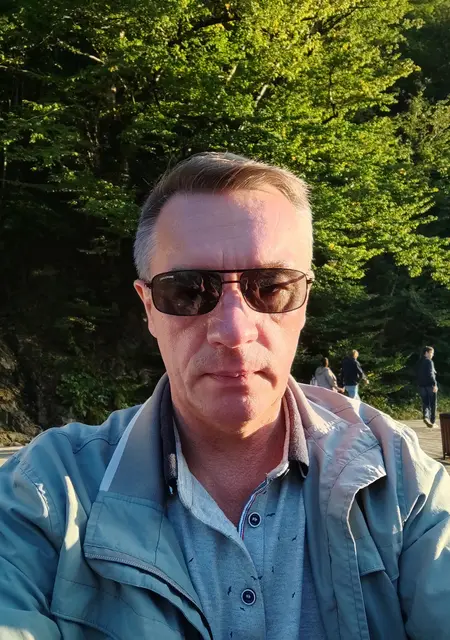 Я Андрей, 59, из Сочи, ищу знакомство для общения