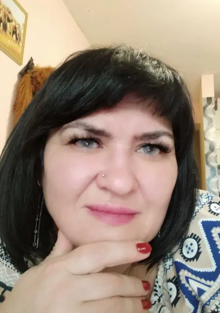 Лариса из Благовещенска, мне 50, познакомлюсь
