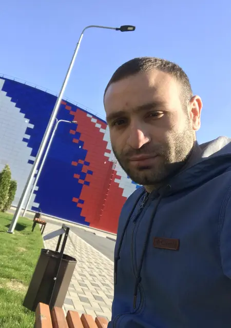 Я Георгий, 35, из Ессентуков, ищу знакомство для постоянных отношений