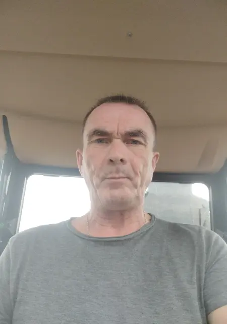 Вася из Волгограда, мне 56, познакомлюсь для общения