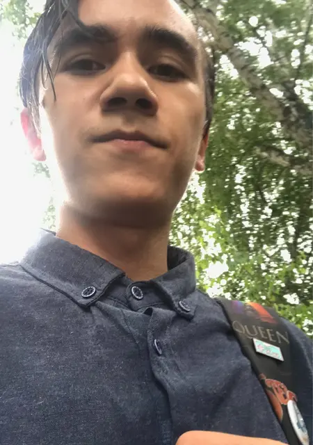 Эльвир из Салавата, мне 20, познакомлюсь для приятного времяпровождения