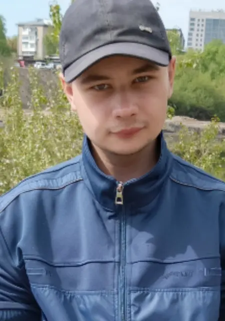 Я Данил, 18, из Барнаула, ищу знакомства без обязательств