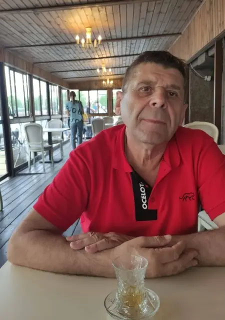 Я Дима, 51, из Армавира, ищу знакомства без обязательств