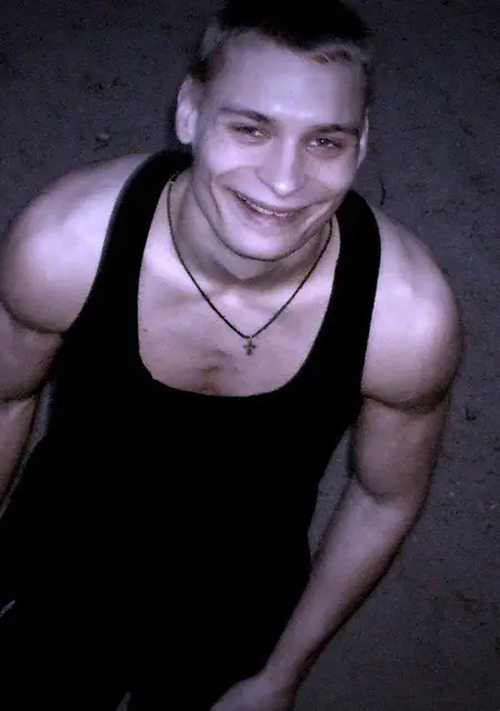 Я Дмитрий, 30, знакомлюсь для дружбы в Мяделе