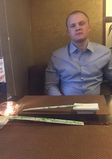 Я Андрей, 31, из Тюмени, ищу знакомства без обязательств