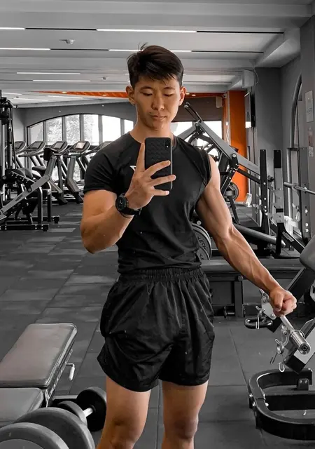 Doni из Оша, мне 24, познакомлюсь на одну ночь