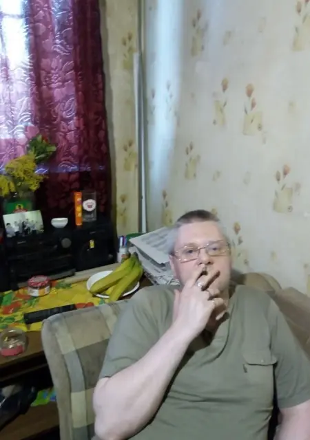 Михаил из Североморска, мне 49, познакомлюсь на одну ночь