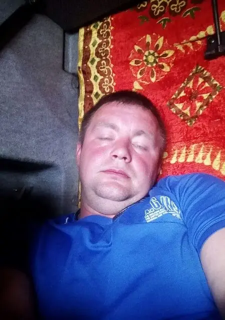 Я Александр, 36, знакомлюсь для приятного времяпровождения в Далматове