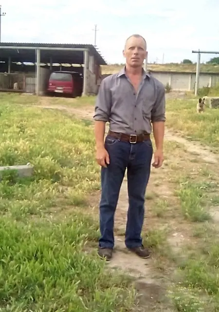 Владимир из Моздока, мне 47, познакомлюсь на одну ночь