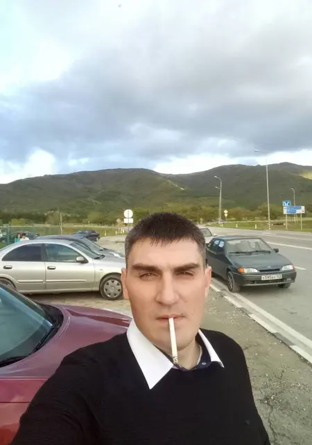 Александр из Геленджика, мне 40, познакомлюсь для общения