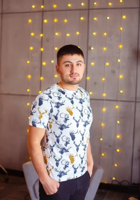 Я Армен, 40, знакомлюсь для приятного времяпровождения в Брянске