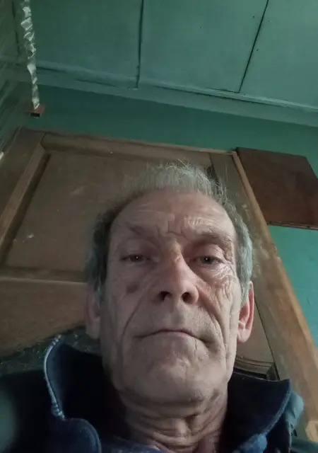 Я Алекс, 60, знакомлюсь на одну ночь в Санкт-Петербурге