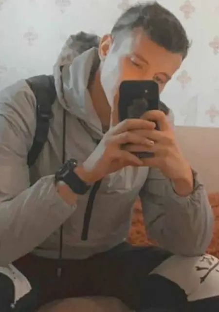 Николай из Каменска-Уральского, ищу на сайте приятное времяпровождение