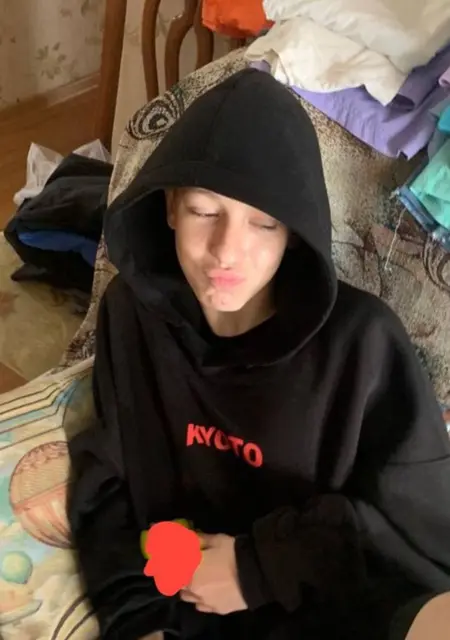 Иван из Твери, мне 19, познакомлюсь для приятного времяпровождения