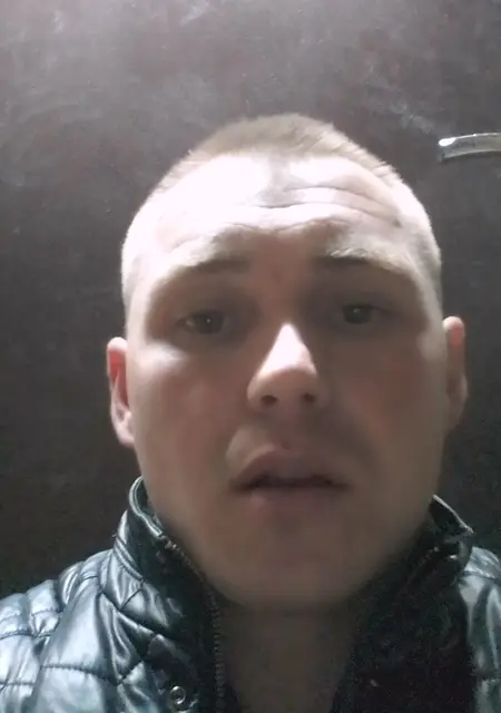 Я Миха, 38, знакомлюсь без обязательств в Коврове